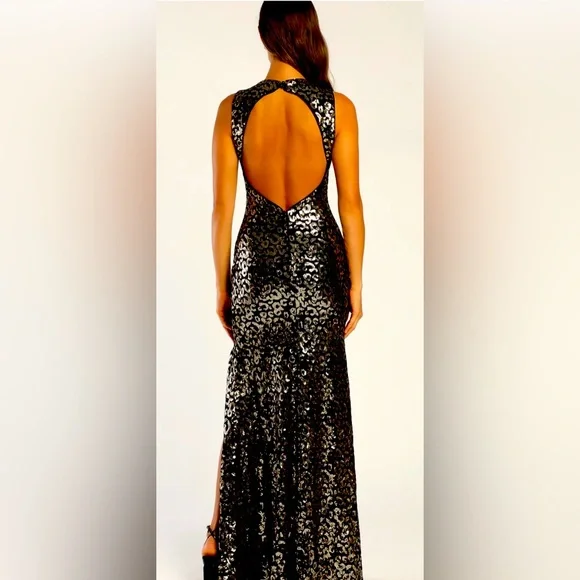 open lace back dress Black V-Neck Tulle Short Prom Dress, Cute A-Line Long Sleeve Party Dre main image 0